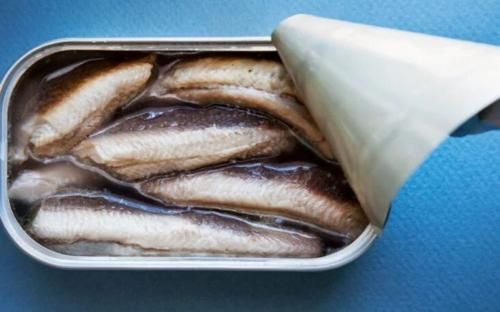 Ada Ikan Makarel Kaleng Palsu, Ini Ciri-Cirinya!
