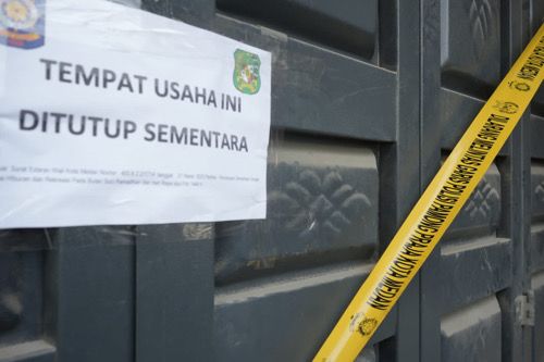 Beroperasi di Bulan Ramadan, Tim Gabungan Pemko Medan Segel Panti Pijat Azra Refleksi