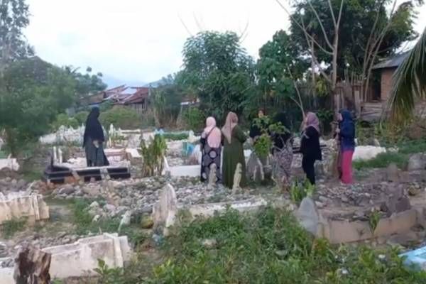 Puluhan Kuburan Dirusak, Masyarakat Madina Resah Minta Polisi Segera Usut dan Tangkap Para Pelaku