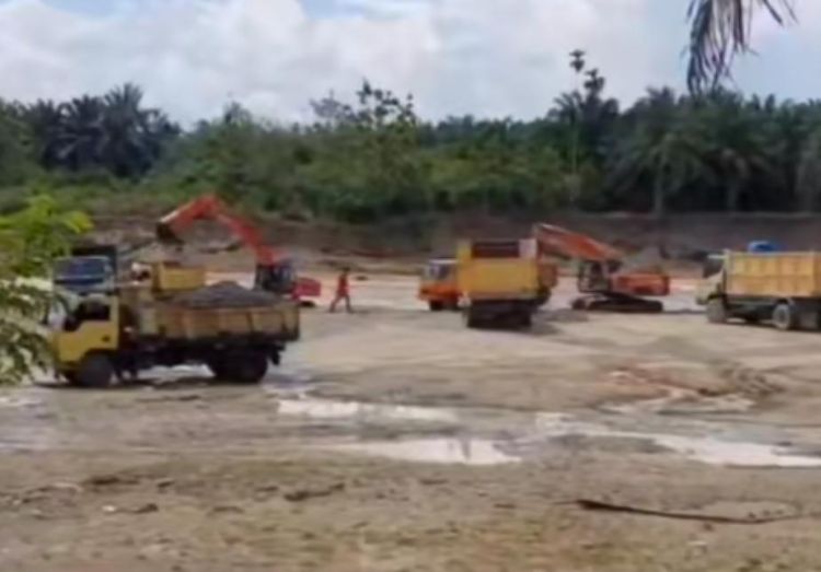 Mencolok di Sungai Wampu, APH Biarkan Galian C Diduga Ilegal Resahkan Warga Langkat Ditengarai Pemicu Banjir dan Jalan Rusak