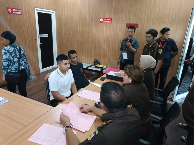 Kejari Medan Terima Tahap II Kasus Penganiayaan Anak AKBP Achiruddin