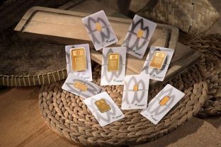 Naik Lagi, Harga Emas Antam Sentuh Level Rp1.072.000