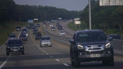 Cara Ukur Jaga Jarak Kendaraan Hindari Rem Mendadak