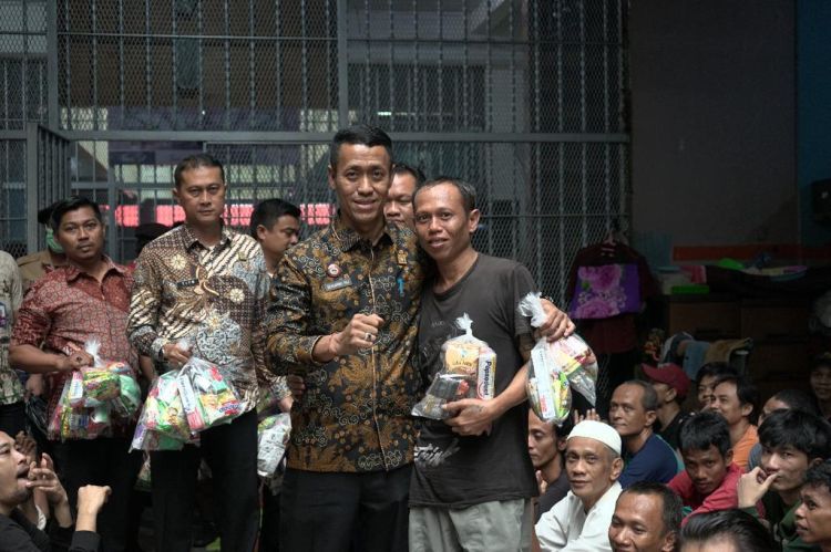 Tio Pakusadewo Sebut ada Bisnis di Balik Penjara, Ini Penjelasan Karutan Cipinang