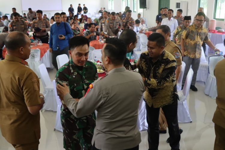 Kapolresta Deliserdang Hadiri Halal Bihalal di Makodim 0204/DS