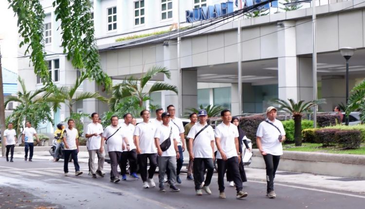 HUT ke-20 UIP3B Sumatera, PLN UPT Medan Gelar Fun Walk dan Santunan Bersama YBM