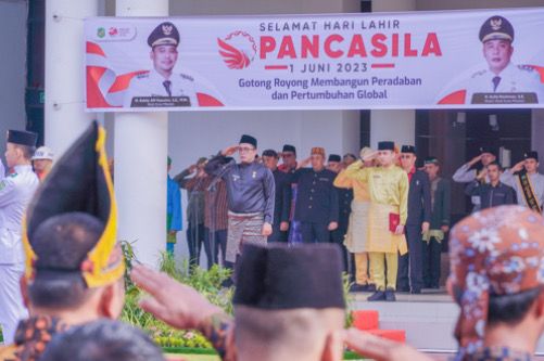 Kehadiran ASN Layaknya Sebagai Keluarga & Pelayan Bagi Masyarakat