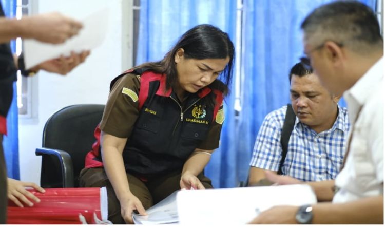 Dugaan Korupsi Penyalahgunaan Pencairan Kredit, Tim Pidsus Kejari Sibolga Geledah Salah Satu Kantor Bank BUMN