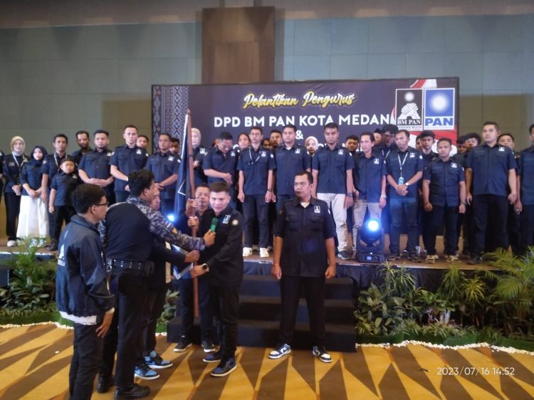 M Faisal Bahar Resmi Dilantik Menjadi Ketua DPD BM PAN Kota Medan