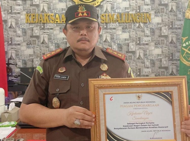 Bravo! Kejari Simalungun Raih Peringkat 1 Penyelesaian Perkara Melalui Keadilan Restoratif