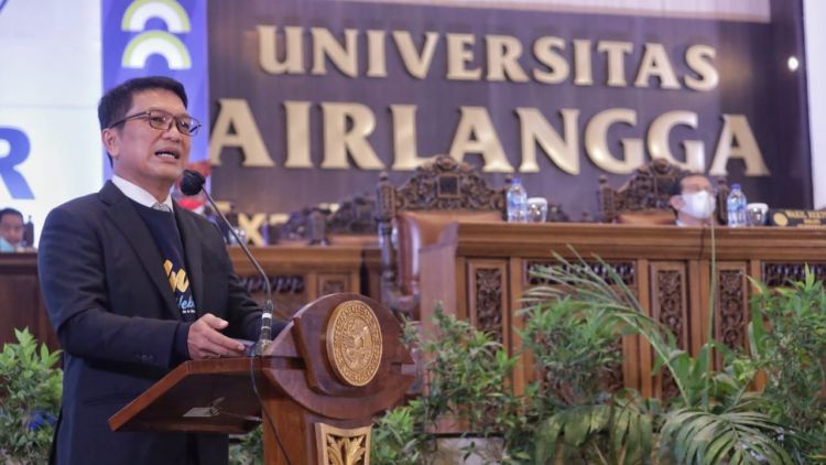 Beri Pembekalan Wawasan Kebangsaan ke Ribuan Mahasiswa Unair, Kapolda Jatim Ajak Jalin Kerukunan di Tengah Keberagaman