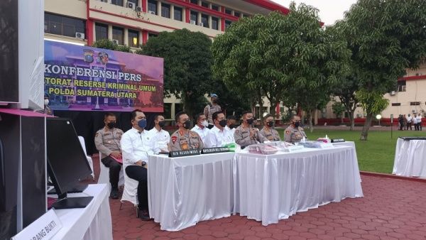 Fantastis, Judi Online Berkedok Kafe yang Dibongkar Polda Sumut Beromset Rp 1 Miliar per Hari