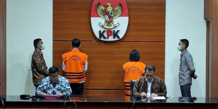 Kuasa Wajib Pajak Bank Panin dan Konsultan Pajak PT Jhonlin Baratama Ditahan KPK