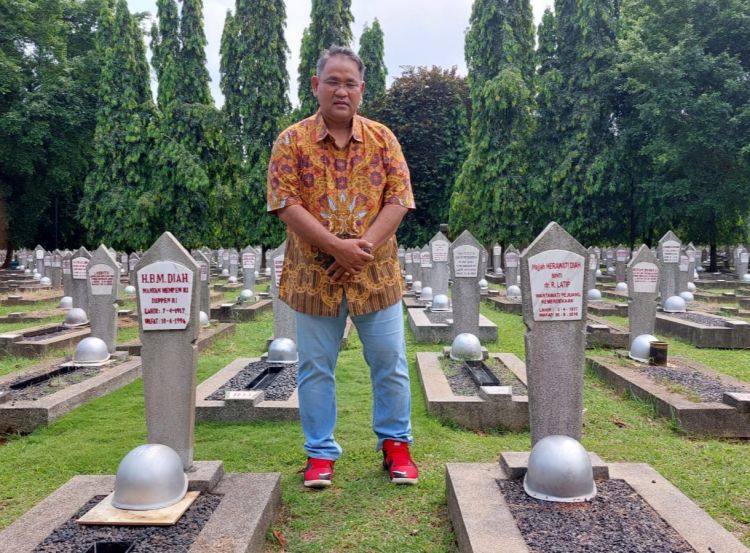 Ketua Umum JMSI Ziarahi Tokoh Pers Saksi Proklamasi