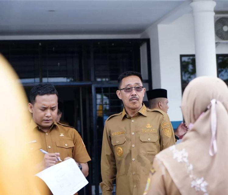 Bupati Labusel Sidak Kehadiran ASN dan Honorer
