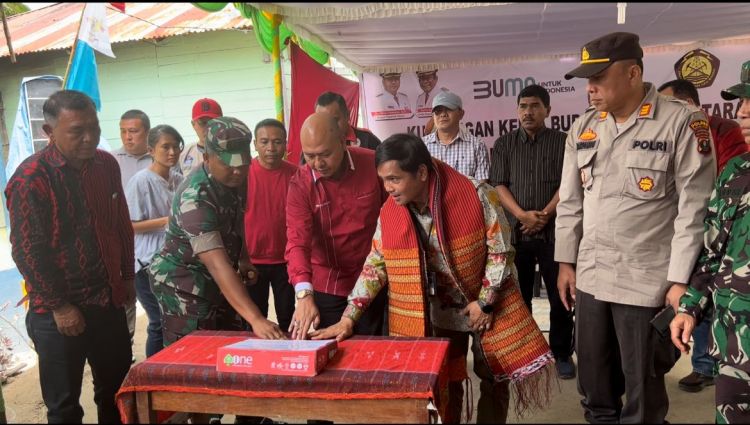 HUT ke 77 RI, PLN Beri Kado Listrik  untuk Desa  Hutatua di Tapanuli Utara