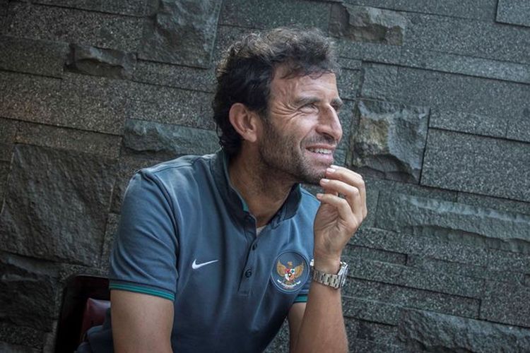 Resmi, Mantan Pelatih Timnas Luis Milla Jadi Pelatih Persib Bandung