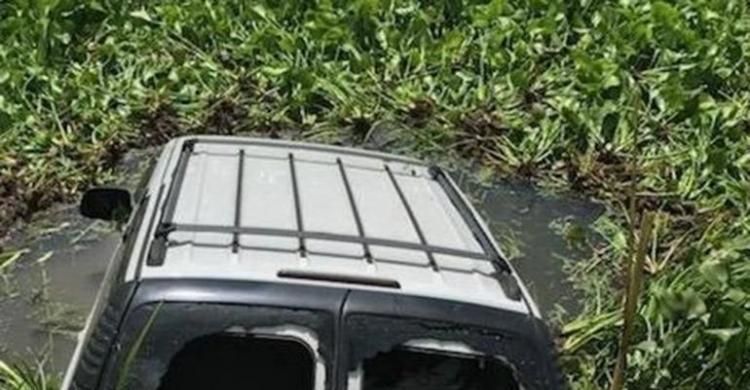 Mobil Isi Narkoba Dibuang Ke Sungai