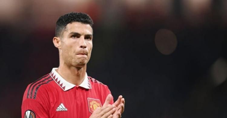 Raksasa Italia Tolak Setan Merah