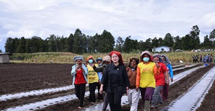 Mayoritas Pendukung Puan  Maharani Warga Pedesaan