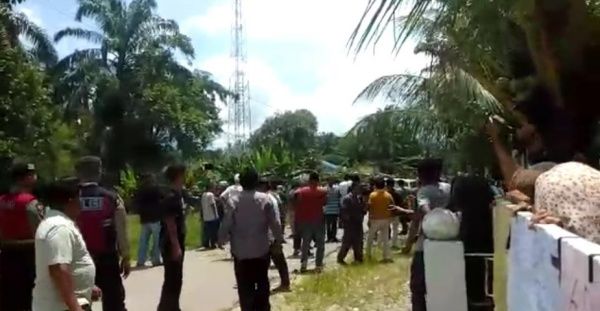 Sejumlah Bacalon Kades Tanjung Medan Mengaku Dihalangi Warga Saat Pendaftaran