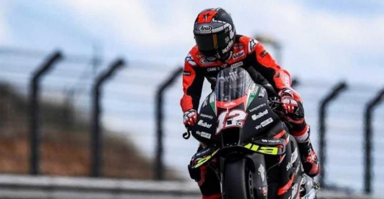 Maverick Makin Pede Juara
