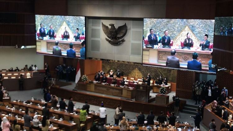 Tuh Kan, DPR Nggak Berani Garap Bosnya