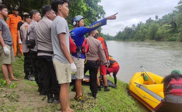 Mahasiswa Tewas Terseret Arus Sungai Bah Bolon