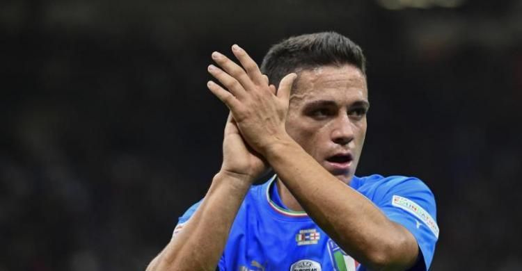 Gli Azzurri Jinakkan 3 Singa