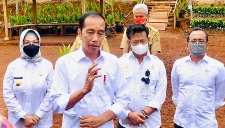 Tanggapi Isu Maju Cawapres 2024, Jokowi : Ini dari Siapa?