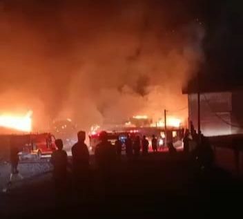 Gudang Ikan di Gabion Belawan Terbakar