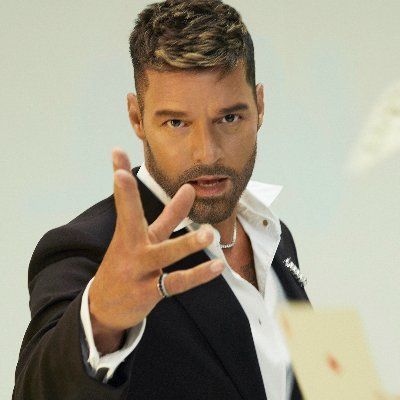 Penyanyi Ricky Martin Kembali Dituduh Lakukan Pelecehan Oleh Keponakan