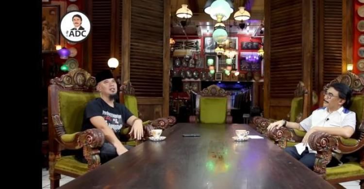 Sang Legenda Terbentuk di London