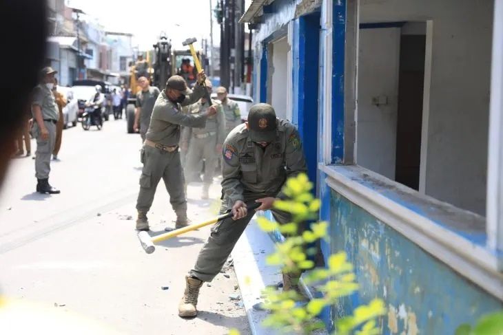 Sudah 49 Bangunan Liar di Atas Drainase Dirubuhkan Pemko Medan