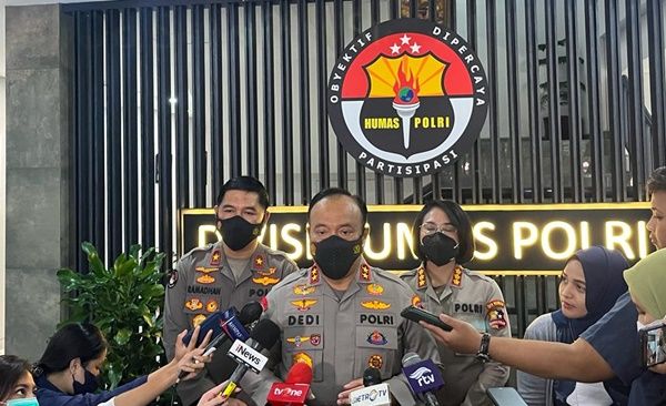 13 Pati Polri Naik Pangkat, 8 Brigjen dan 5 Irjen