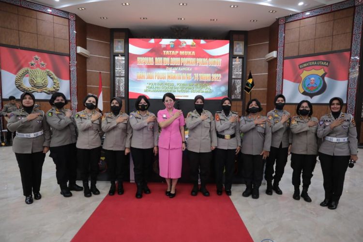 Kapolda Sumut  Minta PolwanTunjukkan Eksistensi  Wujudkan Indonesia Tangguh Indonesia Tumbuh