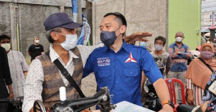 Demokrat Selalu Bersama Rakyat