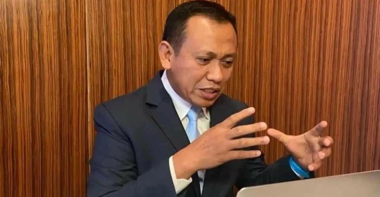Bos Gelora Begadang  Nongkrongin Revisi Data