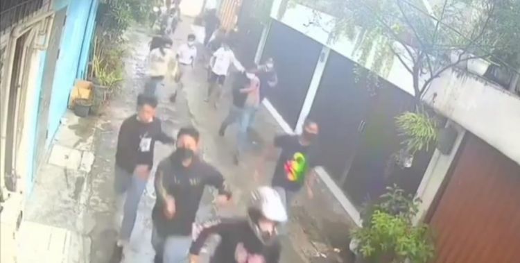 Polsek Medan Baru Sita Klewang dan Broti