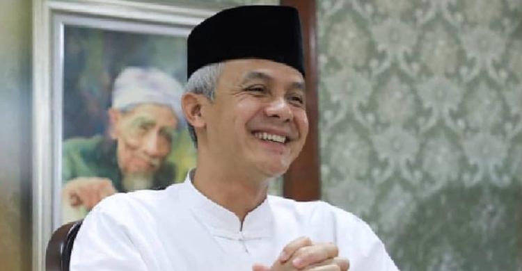 Ganjar Pilihan Teratas Di Semua Lembaga Survei