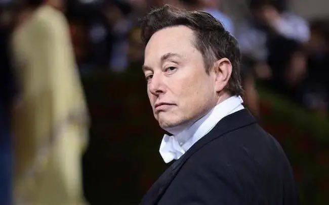 Elon Musk: Twitter Akan Miliki Dewan Moderasi Konten