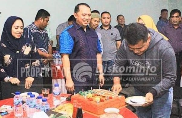 Bupati Beri Kejutan di Hari Ulang Tahun Dandim 0209/LB