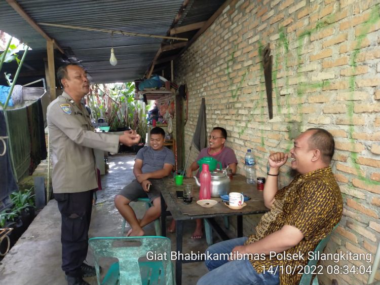 Bhabinkamtibmas Ajak Masyarakat Tetap Waspada