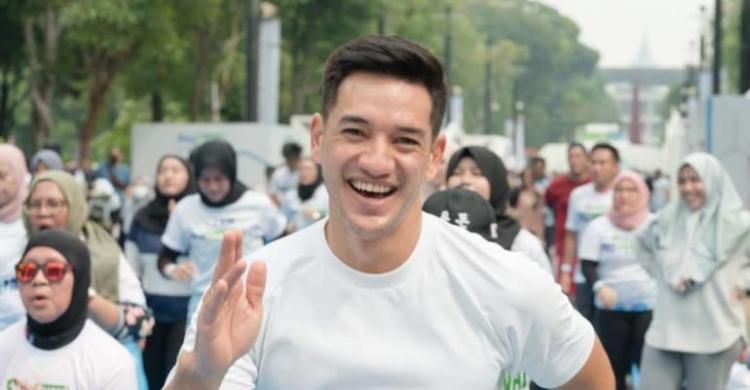 Andrew White Biasakan Anak Berolahraga