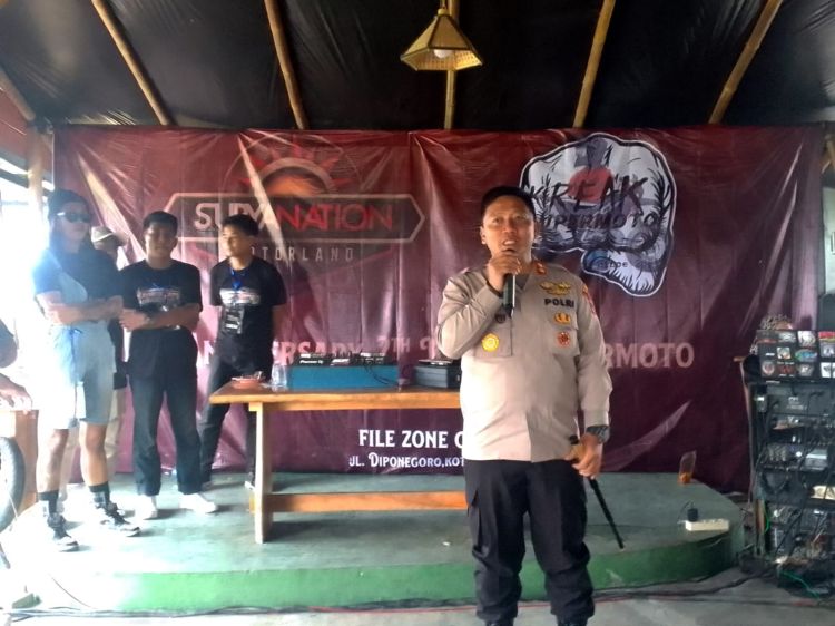 Kapolres Binjai Bagikan Hadiah SIM Gratis