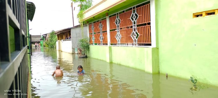 Gawat ! Danau Direnovasi,  33 KK Rumahnya Kebanjiran