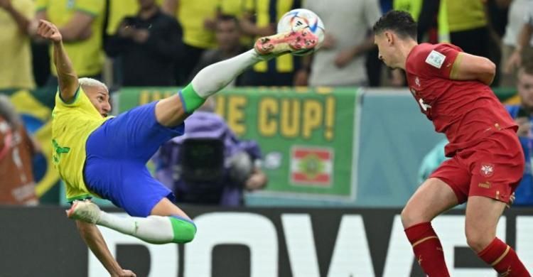 Brazil 2-0 Serbia: Richarlison Juara, Neymar Cedera