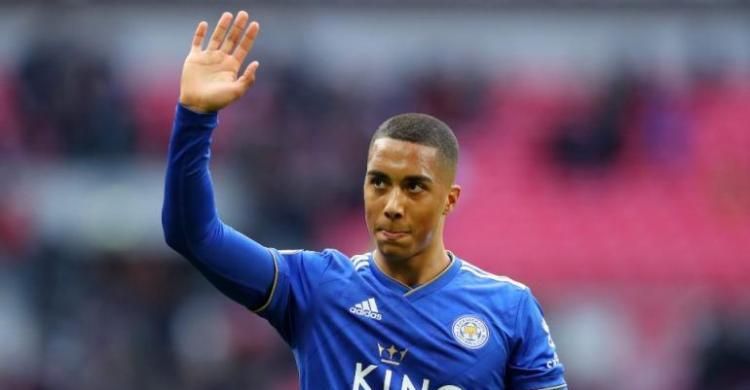 Leicester Keluar Dari  Zona Neraka, Man City Digdaya