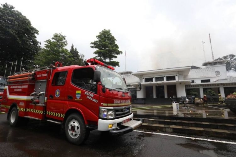 Balai Kota Bandung Terbakar, Api Padam 1,5 Jam Kemudian
