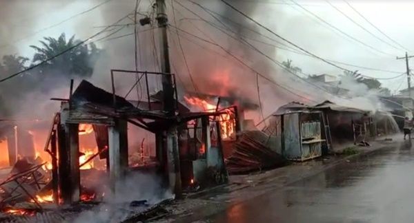 Kebakaran Hanguskan 6 Rumah di Rantauprapat